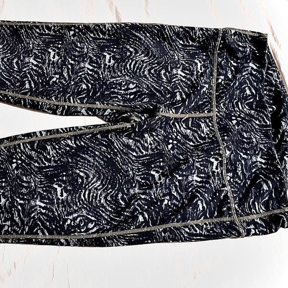 Athlete grey and white athletic leggings - Picture 5 of 8